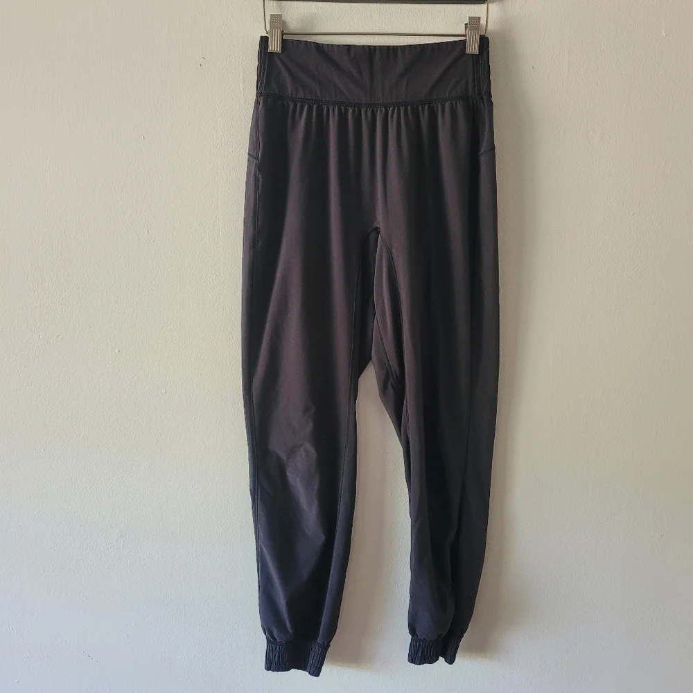 Lululemon Sun Setter Jogger GUC 28